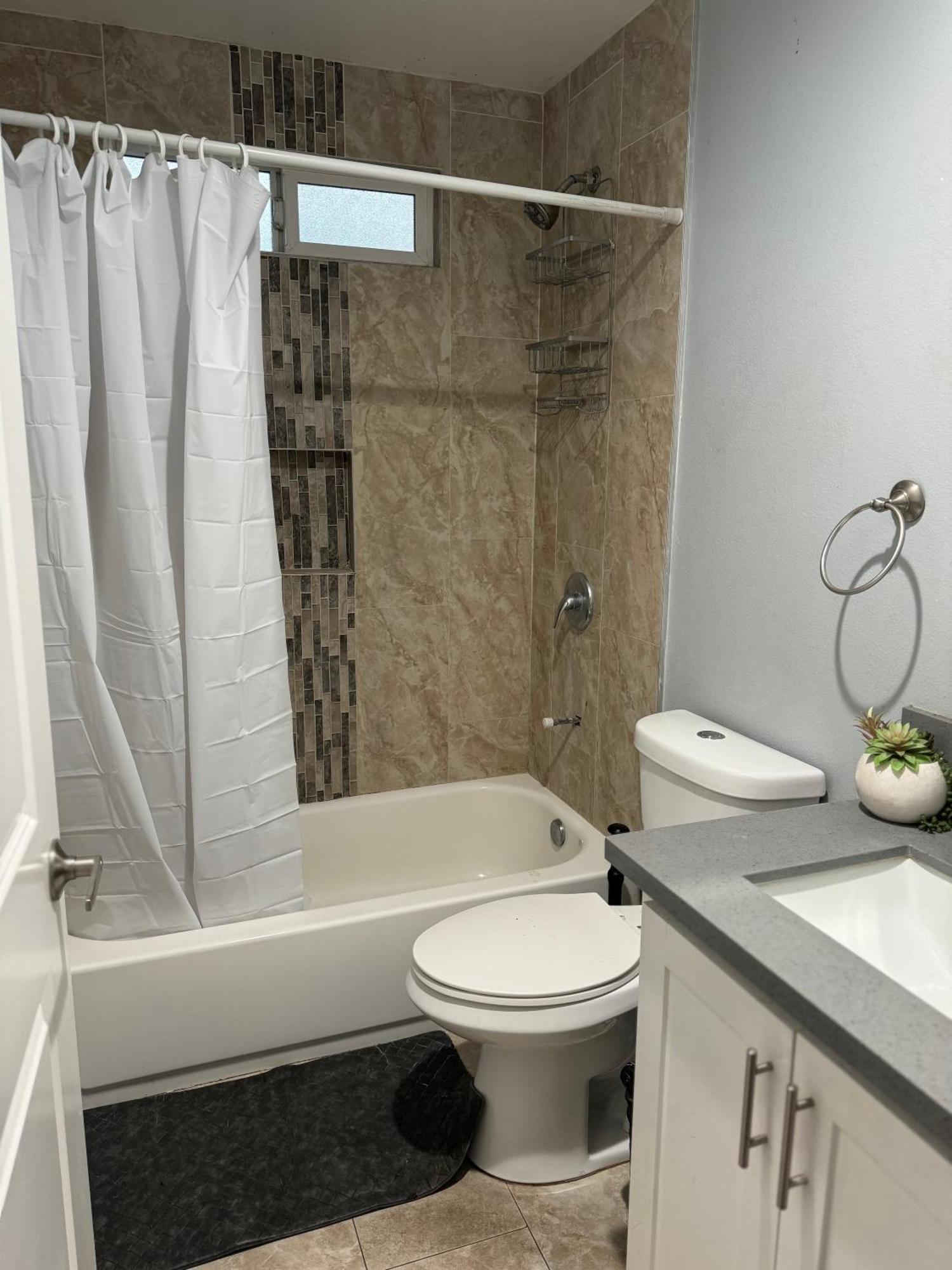 Ostello California Castle - Fashion District - Dtla - Flexible *