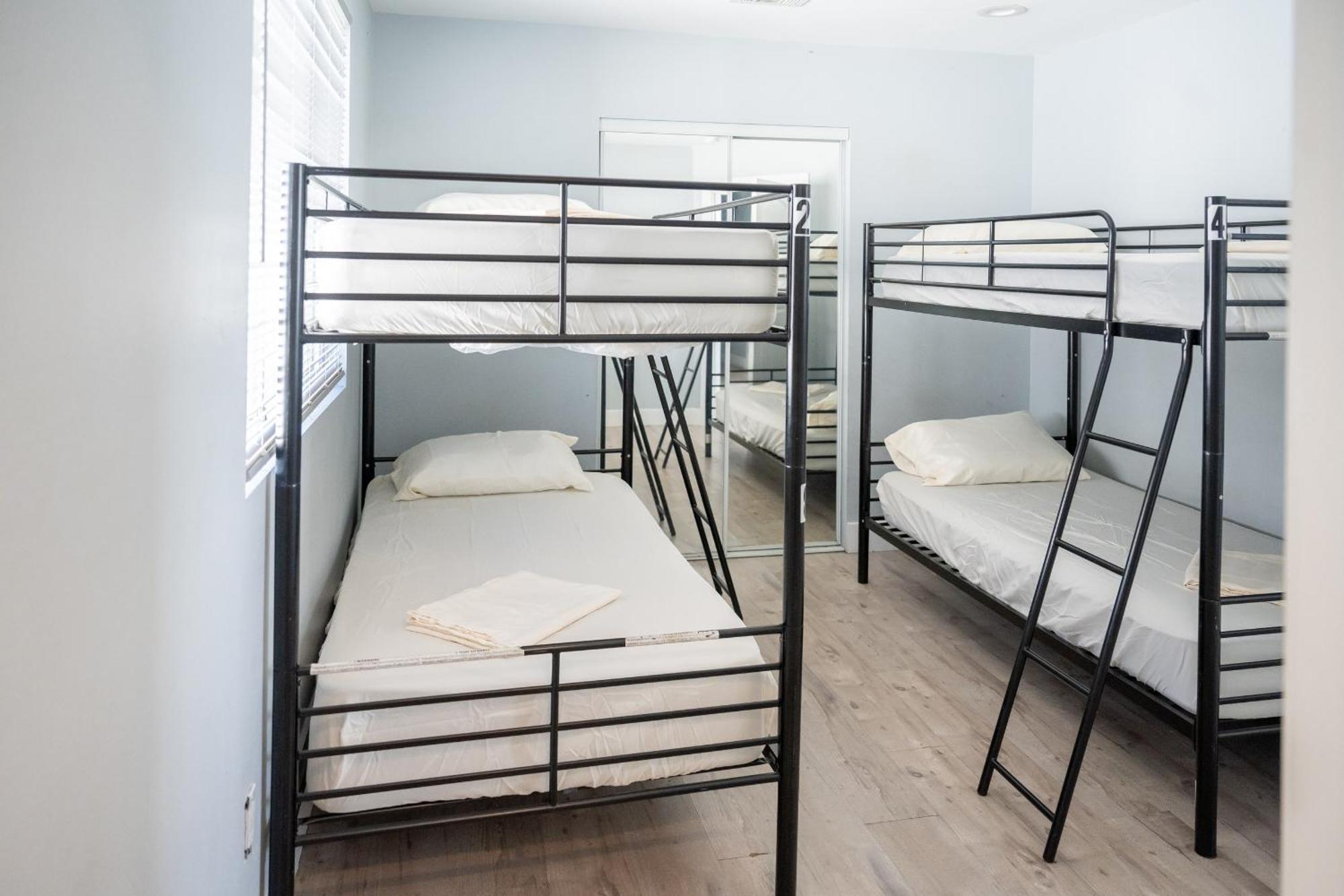 Ostello California Castle - Fashion District - Dtla - Flexible *